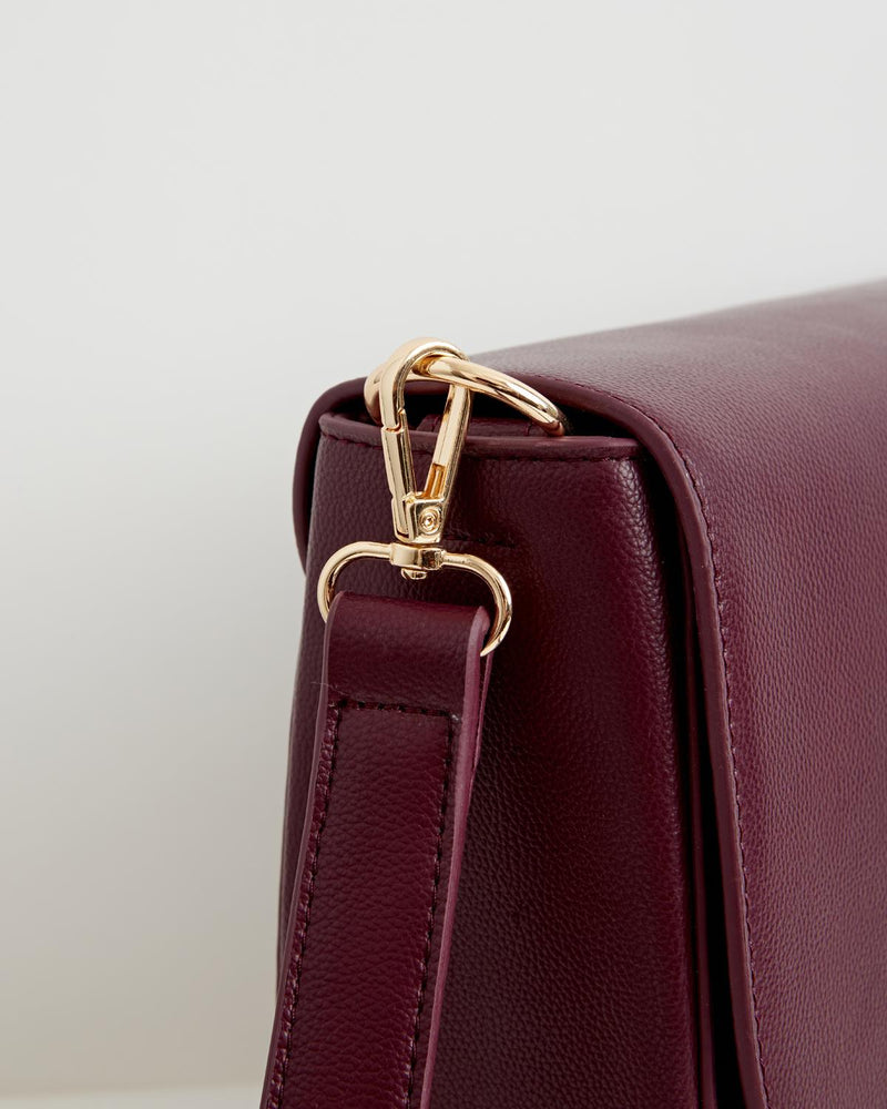 Large Crossbody Bag - Embroidered Leather - Valentino Orlandi